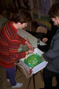 Découpage de petits papiers